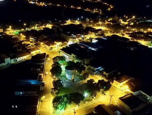Homem é assassinado após beijar rosto de mulher em Joaíma, no Vale do Jequitinhonha