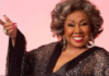 Alcione leva sua voz marcante à Nova Arena Eventos