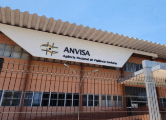 Anvisa proíbe comercialização de medicamentos e complemento alimentar